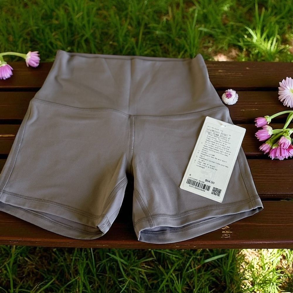 🚫Sold ‼️‼️‼️ Lululemon Athletica Gray High Waist Shorts for Casual Comfort